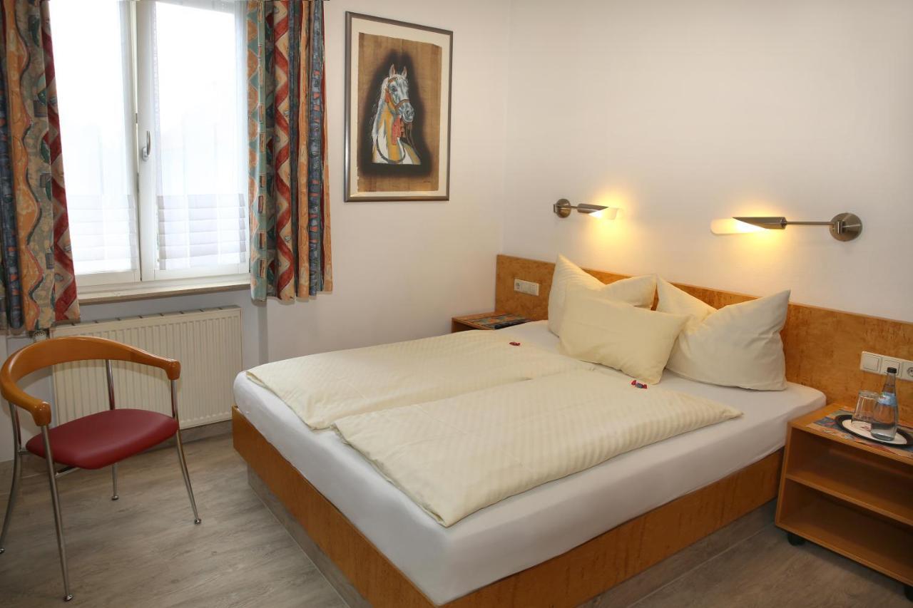 Hotel Zum Weissen Roessel Walldorf  Eksteriør bilde