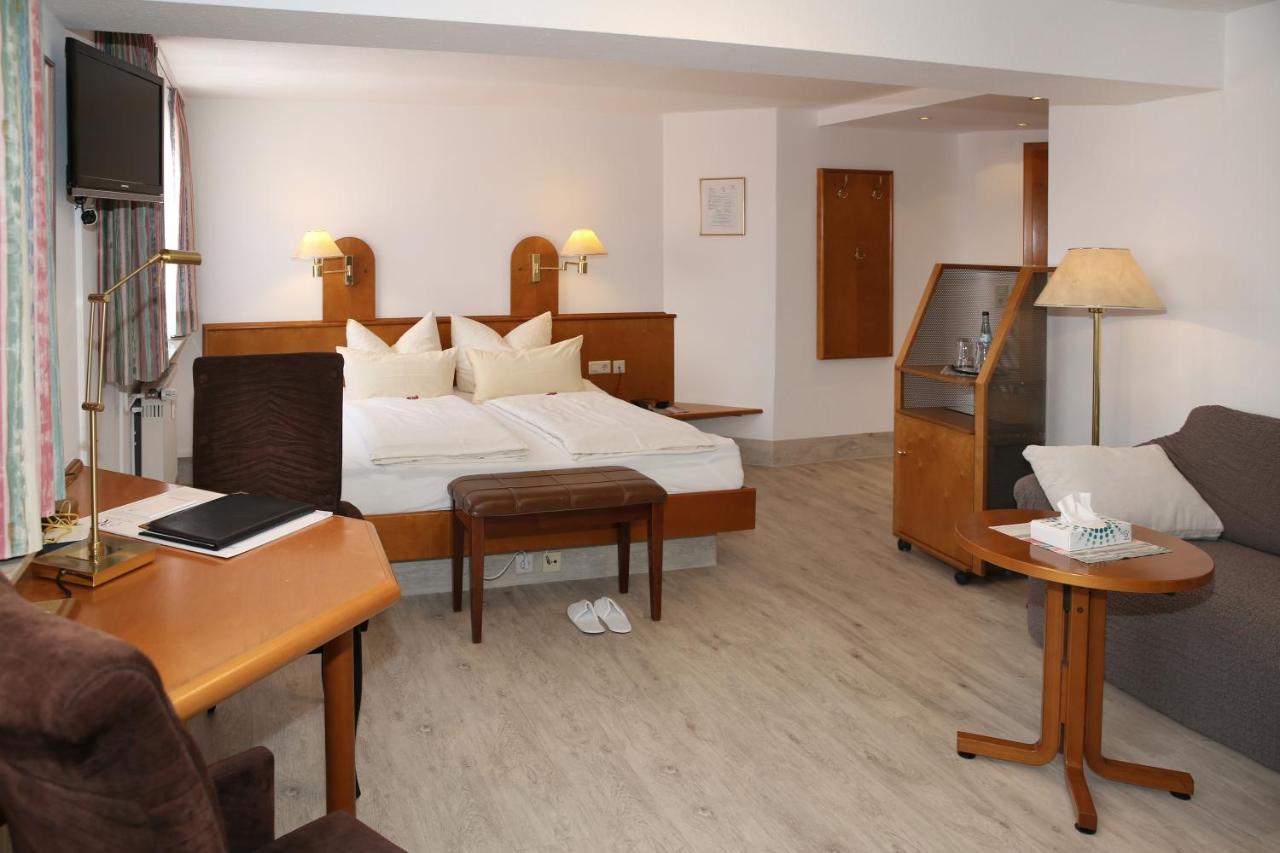 Hotel Zum Weissen Roessel Walldorf  Eksteriør bilde